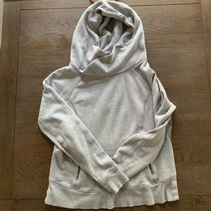 Lululemon Under Wraps hoodie